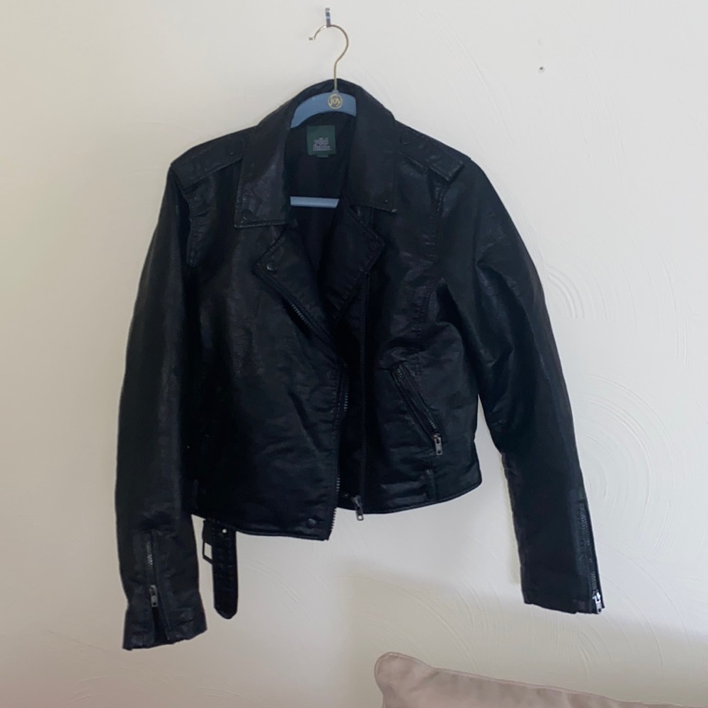 Leather jacket